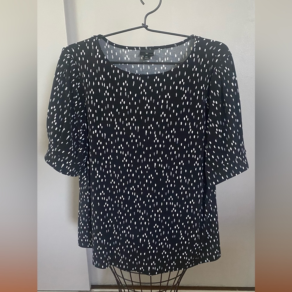 Worthington Black and White Puff Sleeve Blouse with Flutter Sleeves